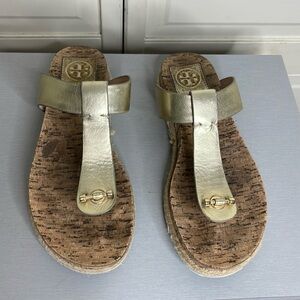 Tory Burch Women’s Flat Cork Thong Metallic Gold Espadrille Sandals Size 8M